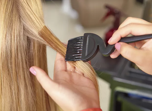 gravida-pode-pintar-cabelo